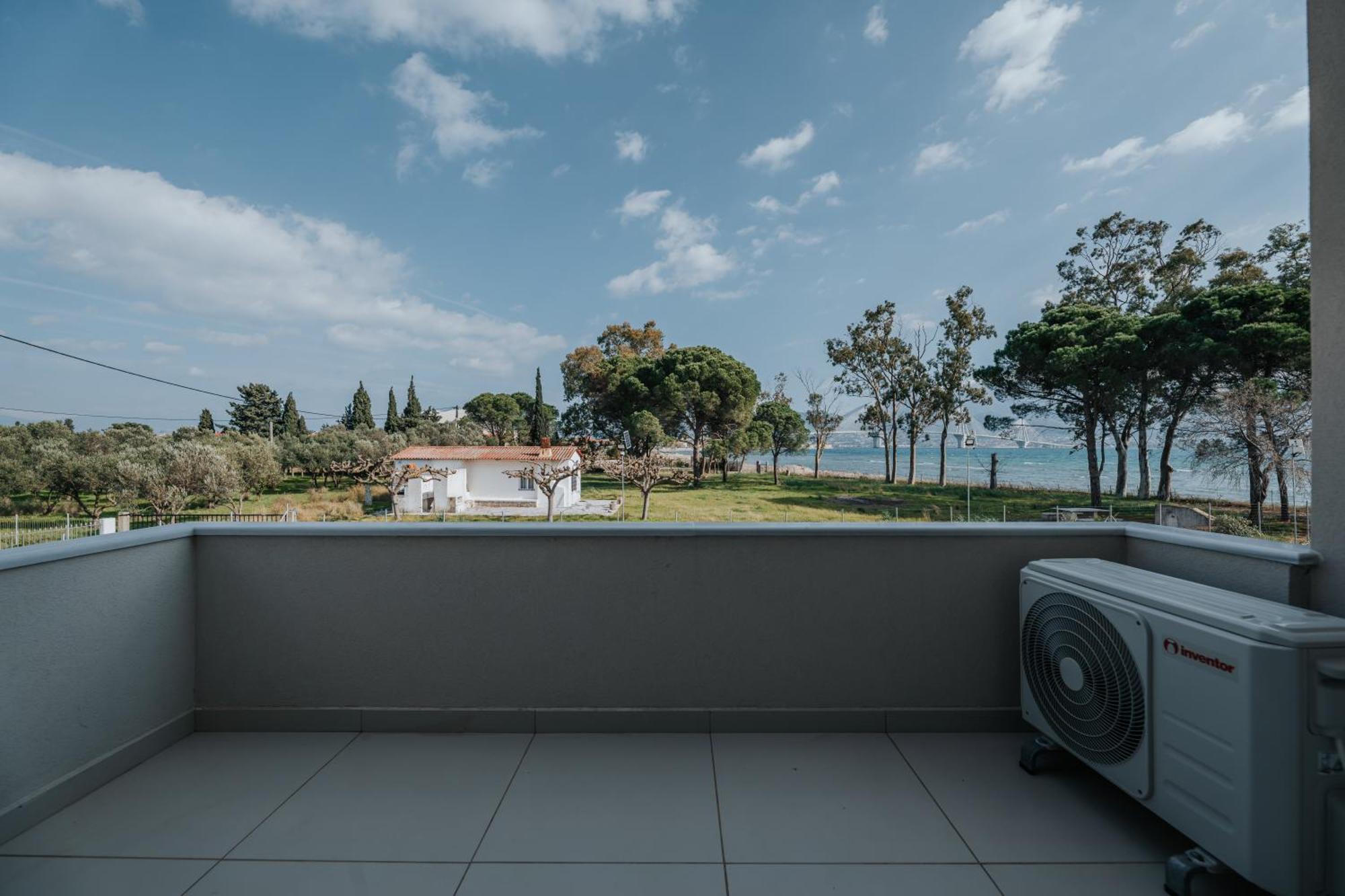 Ponte Suites Andírrion المظهر الخارجي الصورة