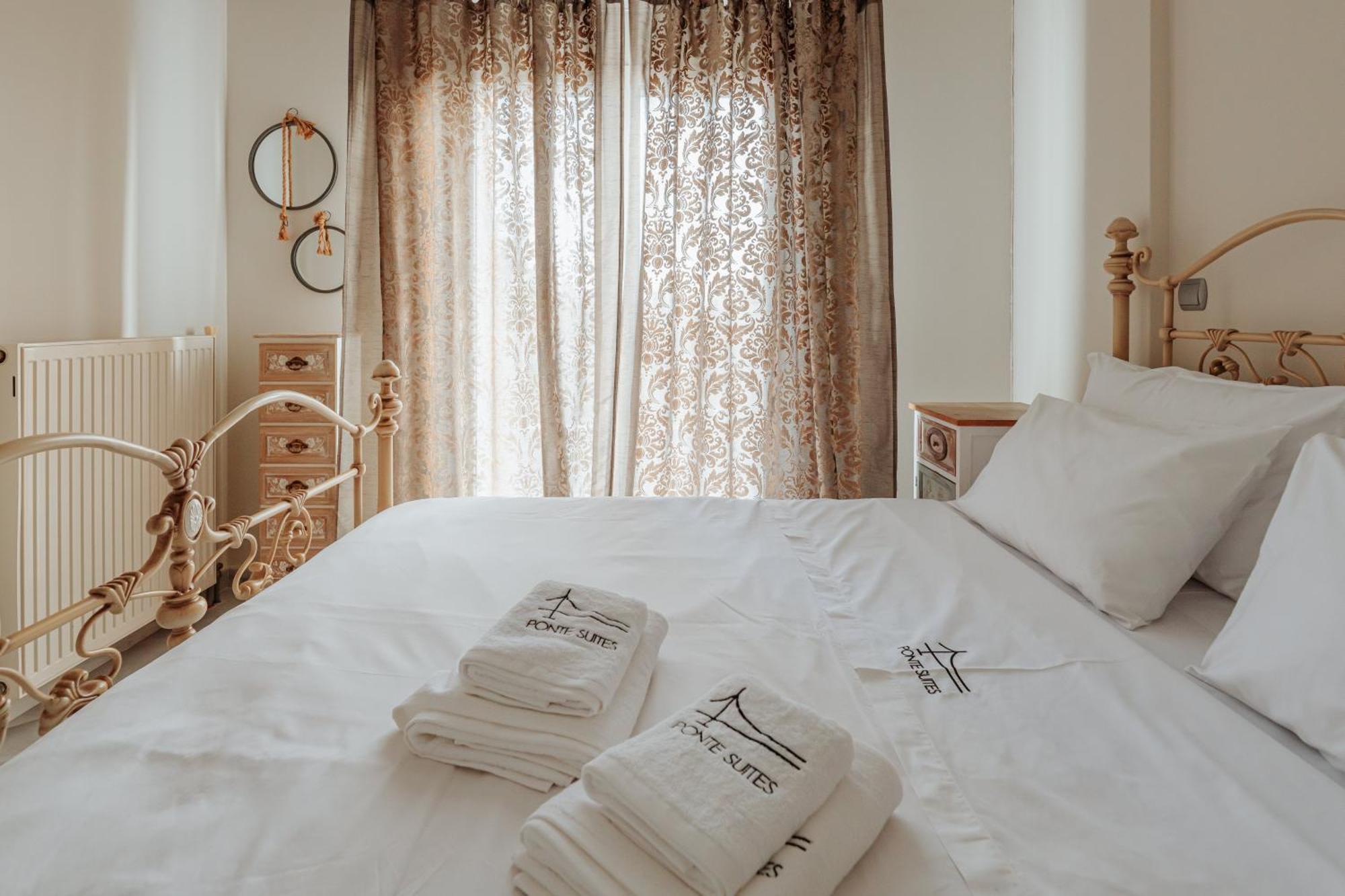 Ponte Suites Andírrion المظهر الخارجي الصورة